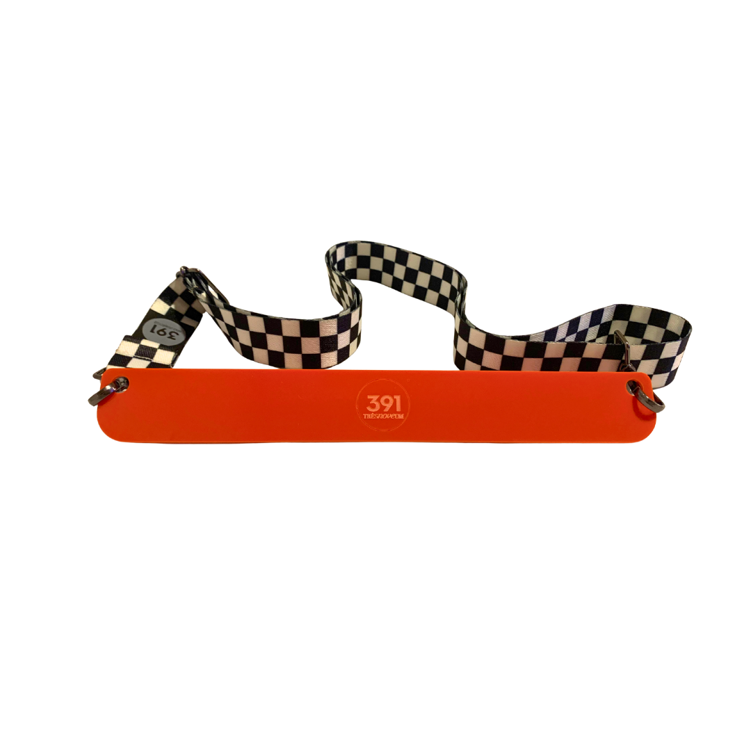 Xadrez PB — 391 A02E · Marcador Página Acrílico Leitoso Laranja