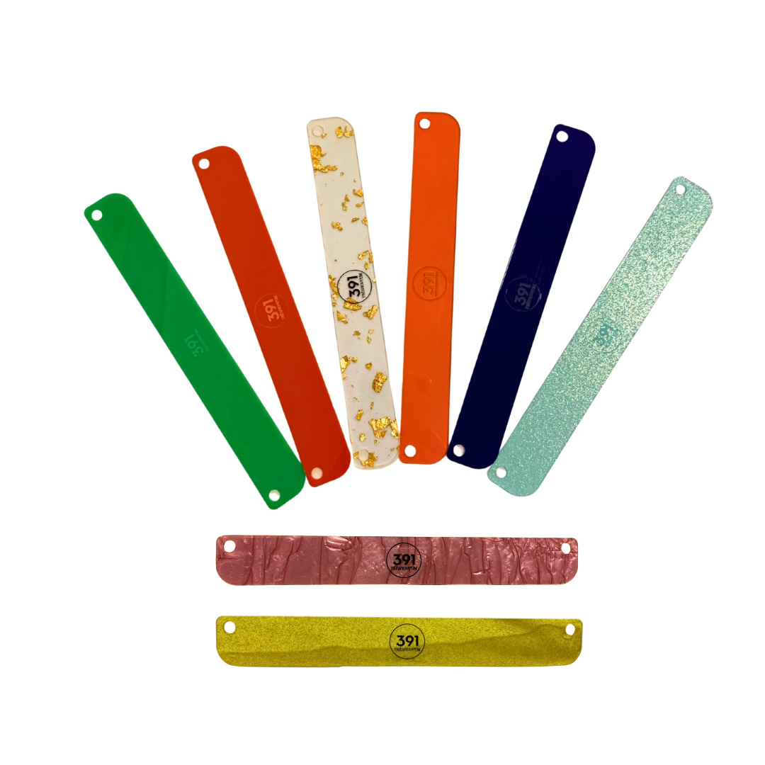 Marcador Página Acrílico — textura translúcida, 8 opções disponíveis